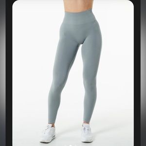 Alphalete Amplify Leggings Utility Grey M